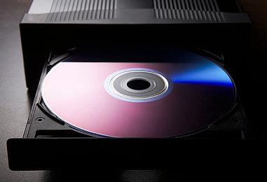 《侠盗猎马人》开发者公布新作《另一款奇幻游戏》 上架Steam支持中文